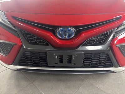 2022 Toyota Camry Hybrid XSE