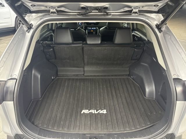 2021 Toyota RAV4 Hybrid XLE Premium