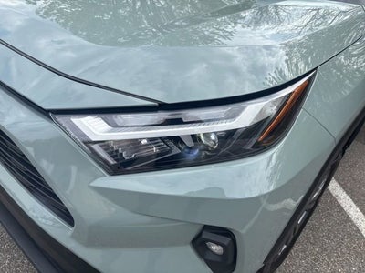 2022 Toyota RAV4 Hybrid XLE Premium