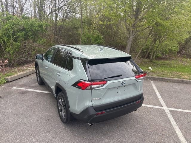 2022 Toyota RAV4 Hybrid XLE Premium