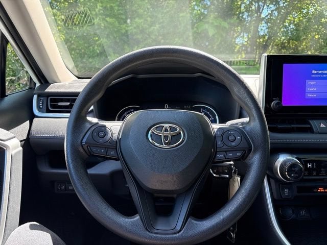 2025 Toyota RAV4 Hybrid LE