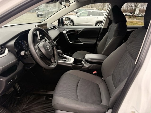 2023 Toyota RAV4 Hybrid LE