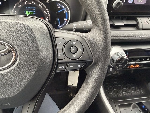 2023 Toyota RAV4 Hybrid LE