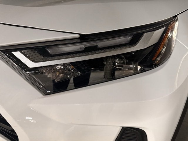 2023 Toyota RAV4 Hybrid LE