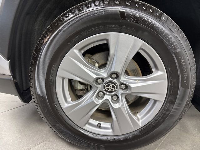 2023 Toyota RAV4 Hybrid XLE