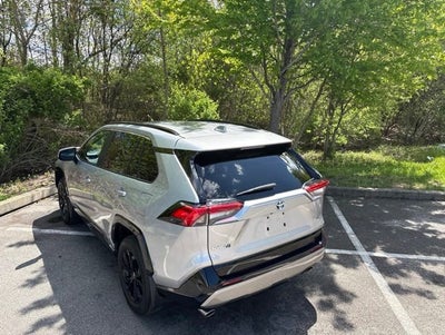 2024 Toyota RAV4 Hybrid SE