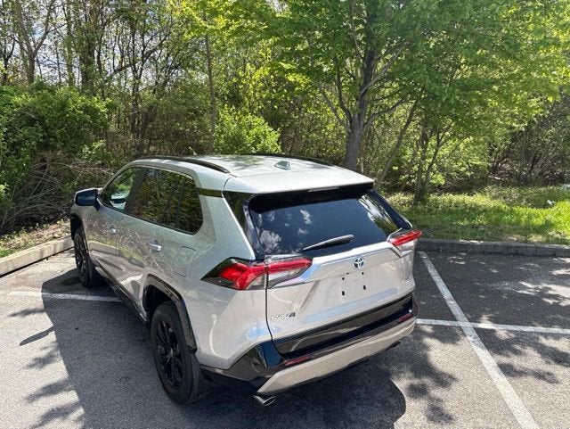 2024 Toyota RAV4 Hybrid SE