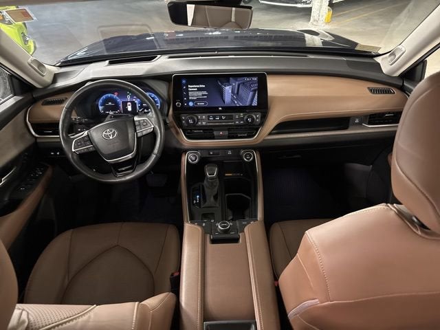 2024 Toyota Grand Highlander Platinum