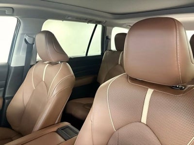 2025 Toyota Grand Highlander Platinum