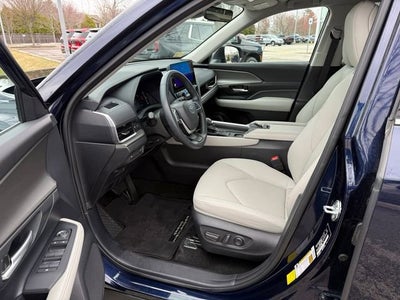 2024 Toyota Grand Highlander XLE