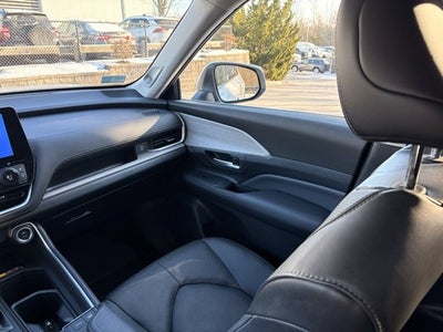 2024 Toyota Grand Highlander Platinum