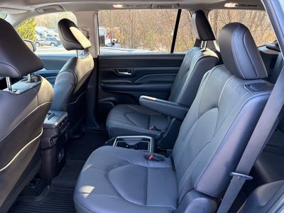 2024 Toyota Grand Highlander Platinum