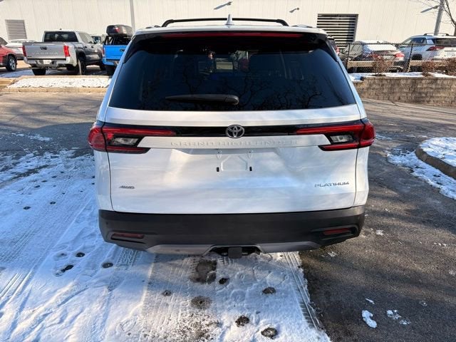 2024 Toyota Grand Highlander Platinum