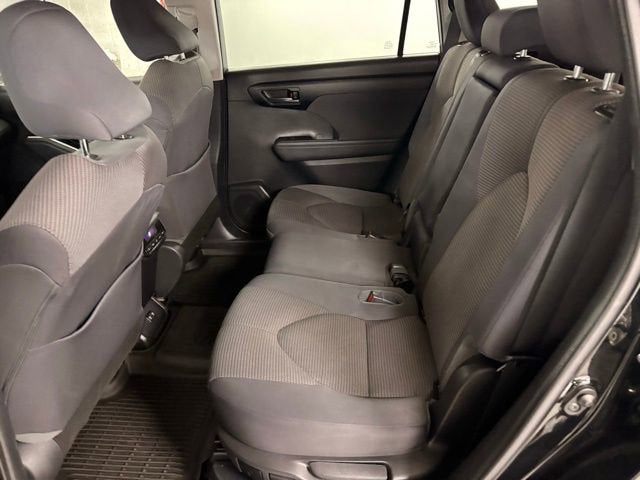 2021 Toyota Highlander Hybrid LE