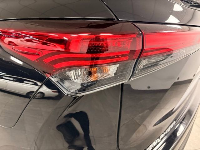 2021 Toyota Highlander Hybrid LE