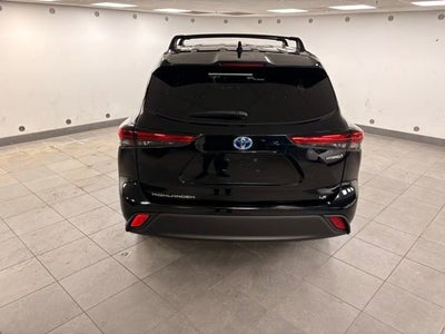 2021 Toyota Highlander Hybrid LE