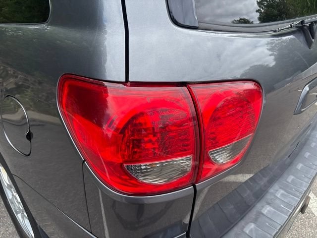 2014 Toyota Sequoia SR5