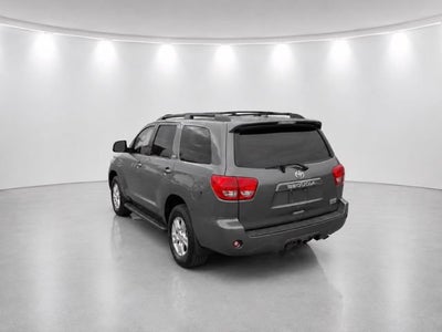 2014 Toyota Sequoia SR5