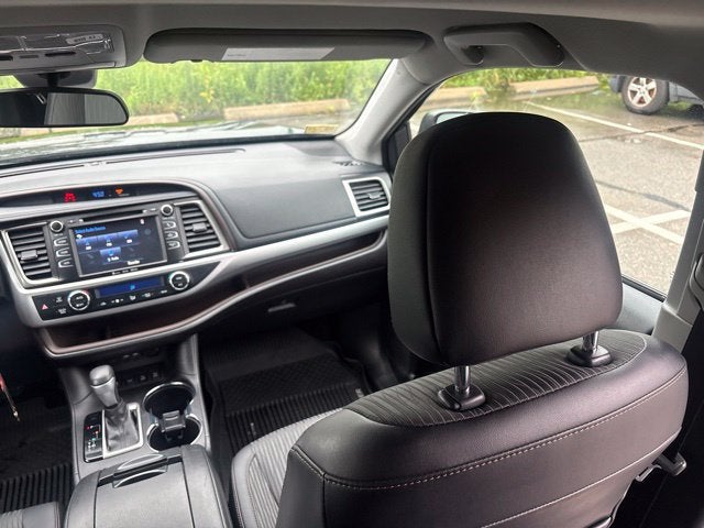 2019 Toyota Highlander LE Plus