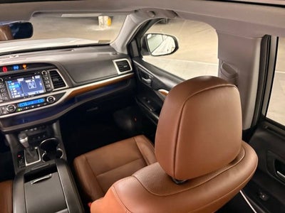 2018 Toyota Highlander Limited Platinum