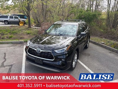 2024 Toyota Highlander Hybrid Platinum