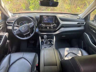 2021 Toyota Highlander Hybrid XLE