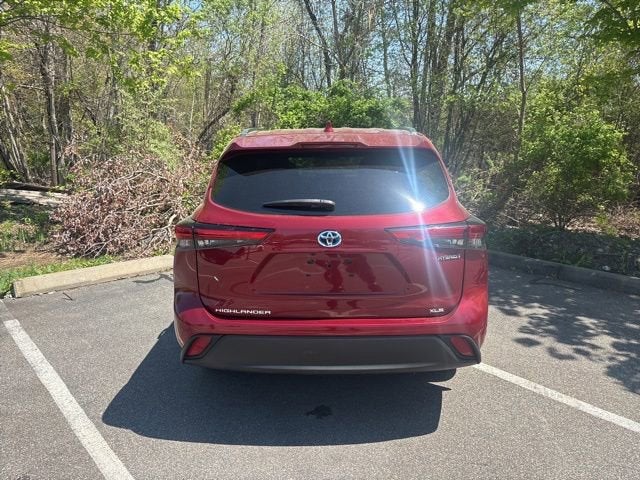 2021 Toyota Highlander Hybrid XLE