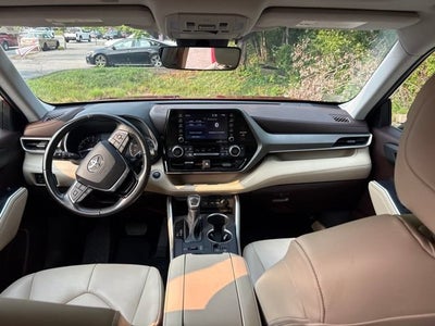 2021 Toyota Highlander XLE