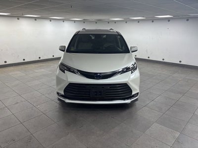 2021 Toyota Sienna XLE