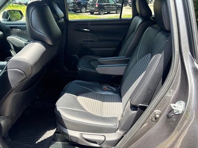2021 Toyota Highlander XSE