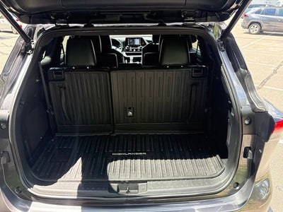 2021 Toyota Highlander XSE