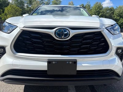 2023 Toyota Highlander Hybrid XLE