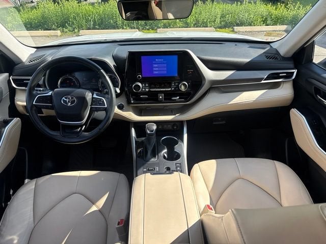 2023 Toyota Highlander Hybrid XLE