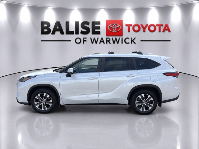 2023 Toyota Highlander Hybrid XLE