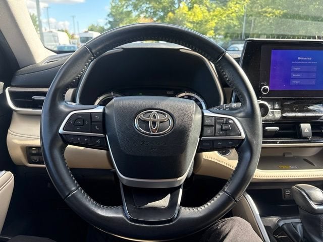 2023 Toyota Highlander Hybrid XLE