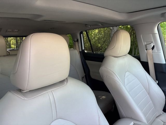2025 Toyota Highlander Hybrid XLE