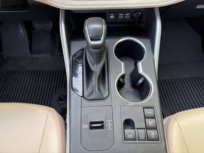 2025 Toyota Highlander Hybrid XLE