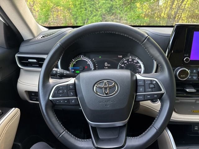 2025 Toyota Highlander Hybrid XLE