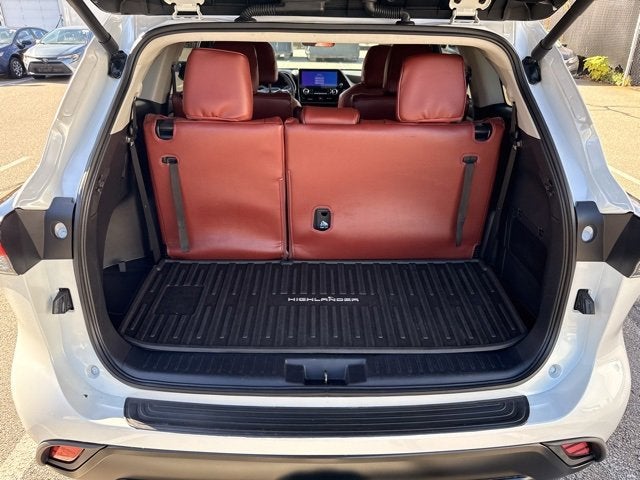 2024 Toyota Highlander Hybrid XLE