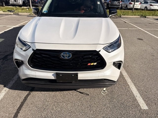 2024 Toyota Highlander Hybrid XLE