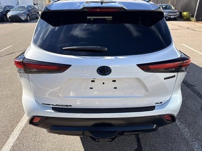 2024 Toyota Highlander Hybrid XLE