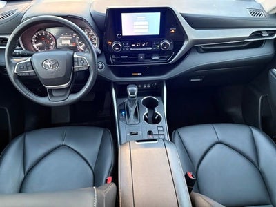 2024 Toyota Highlander XLE
