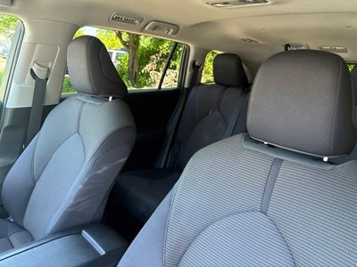 2023 Toyota Highlander LE