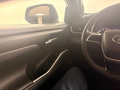 2024 Toyota Highlander XSE