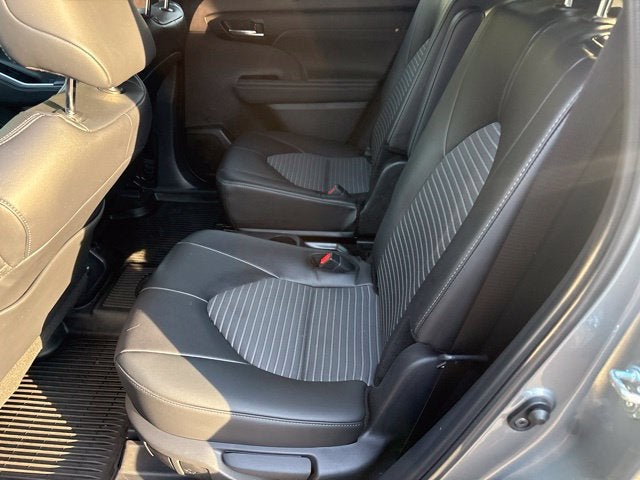 2026 Toyota Highlander XSE