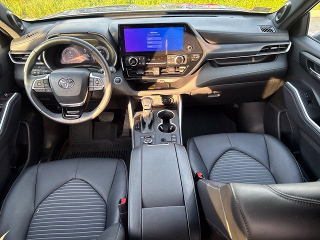 2026 Toyota Highlander XSE