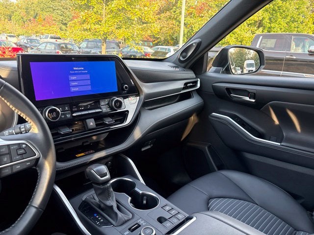 2026 Toyota Highlander XSE