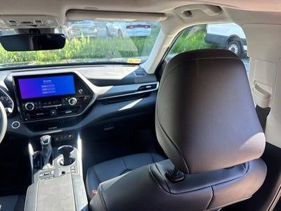 2024 Toyota Highlander XLE