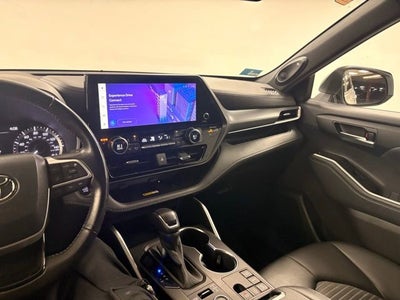 2023 Toyota Highlander XSE