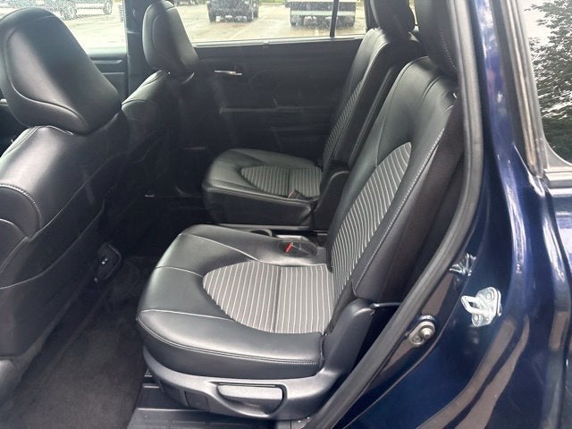 2025 Toyota Highlander XSE